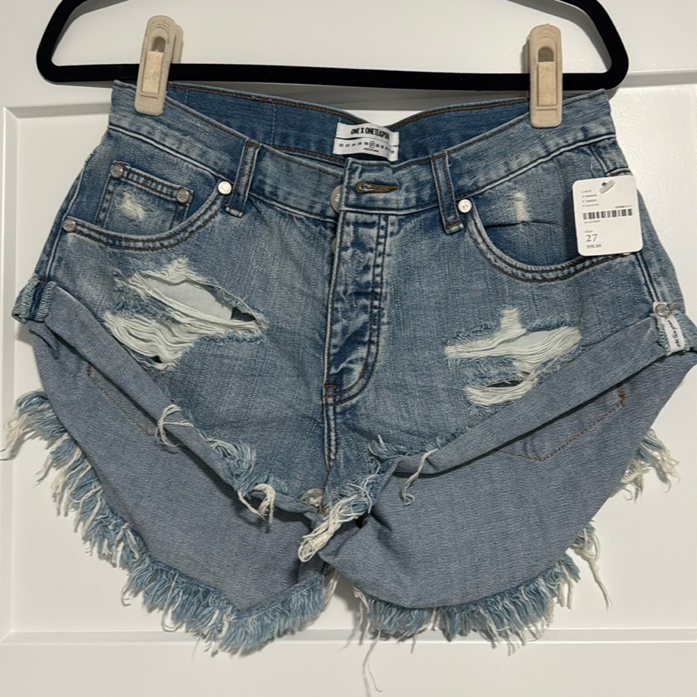Free people Jean shorts size 27
